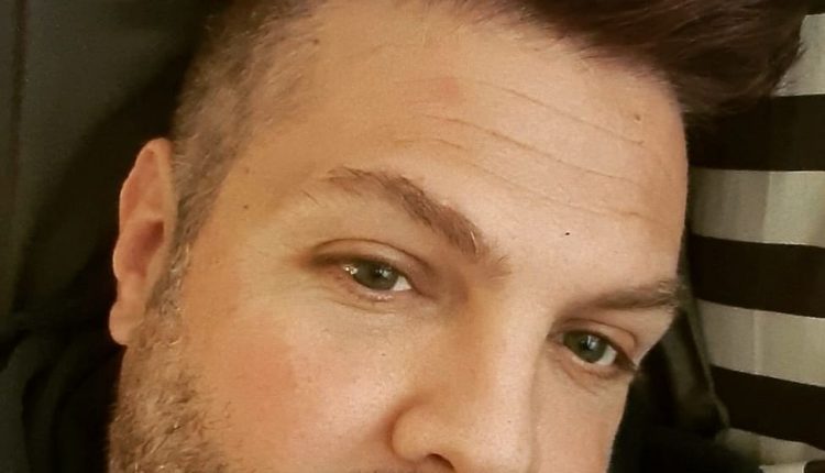 Wavy Hair Men Hairstyles