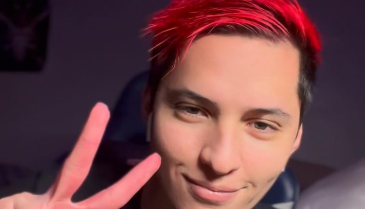 Emo Hairstyles For Guys With Curly Hair