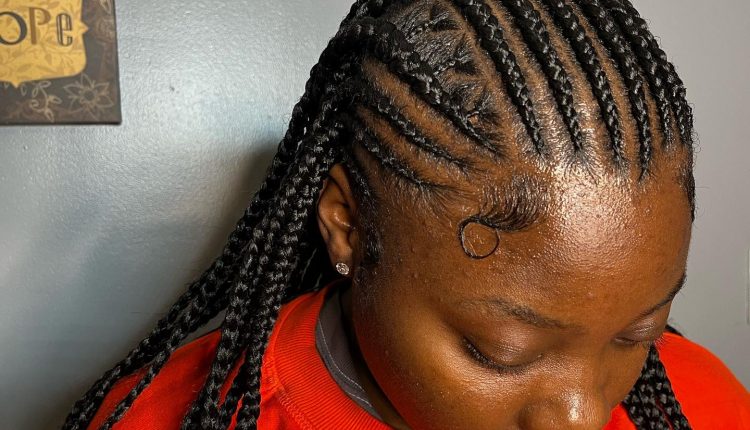 Medium 2 Layer Feed In Braids Side Part