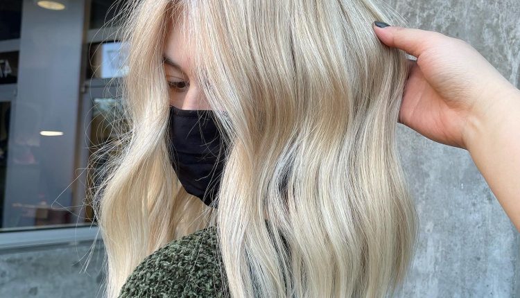 What Hairstyle Looks Good With A Double Chin