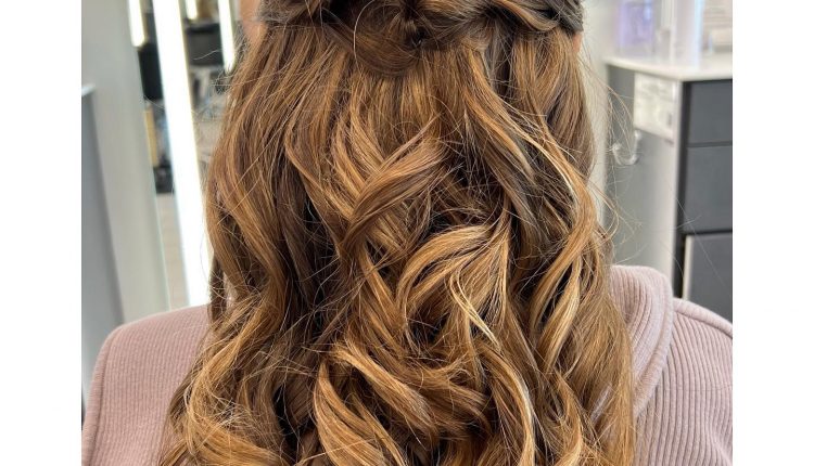 Side Pony Prom Hairstyles